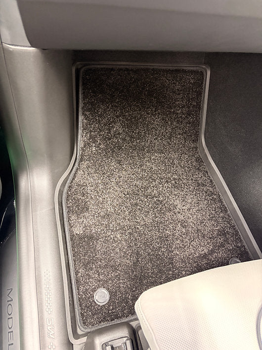 3W Tesla Model Y L 地氈+保護墊套裝(贈送 前+後屏幕保護貼及免費安裝)現貨