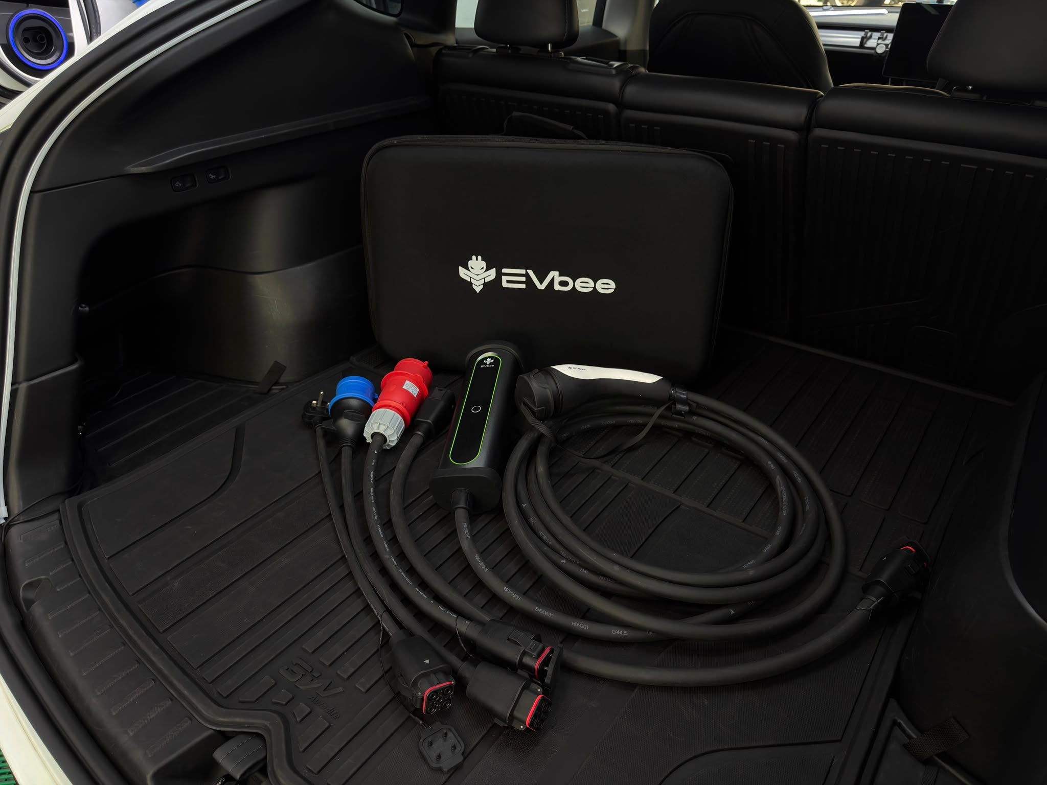 EVbee Dura多功能流動充電器Bluetooth+Wi-Fi+Apps 8米 (現貨)兩年保用